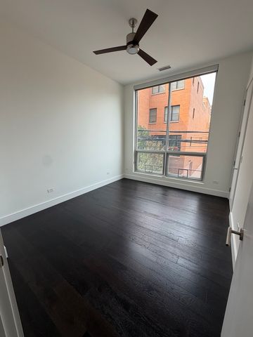 122 S Aberdeen Street 2N, Chicago, IL 60607