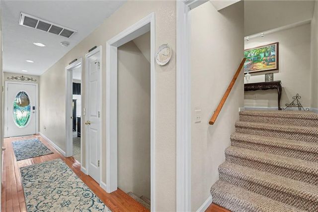 2255 Thunder Oak Road, Young Harris, GA 30582