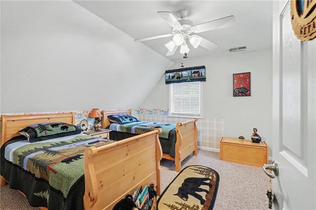 2255 Thunder Oak Road, Young Harris, GA 30582
