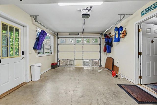 2255 Thunder Oak Road, Young Harris, GA 30582
