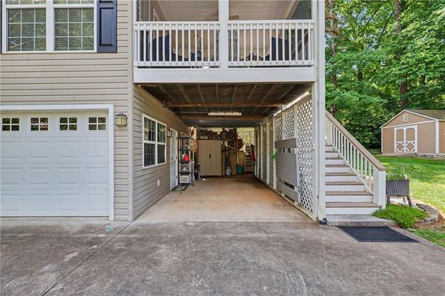 2255 Thunder Oak Road, Young Harris, GA 30582
