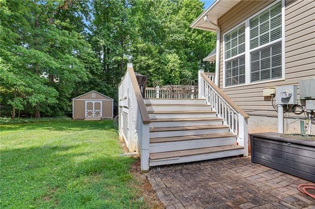 2255 Thunder Oak Road, Young Harris, GA 30582