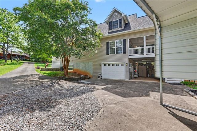 2255 Thunder Oak Road, Young Harris, GA 30582