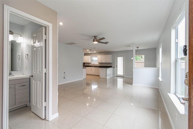 4331 Nueces River Loop, Spring, TX 77386