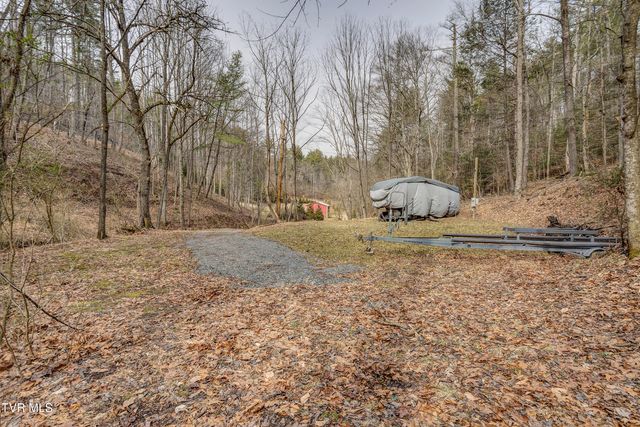 710 Black Mountain Drive, Butler, TN 37640