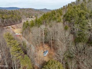 710 Black Mountain Drive, Butler, TN 37640