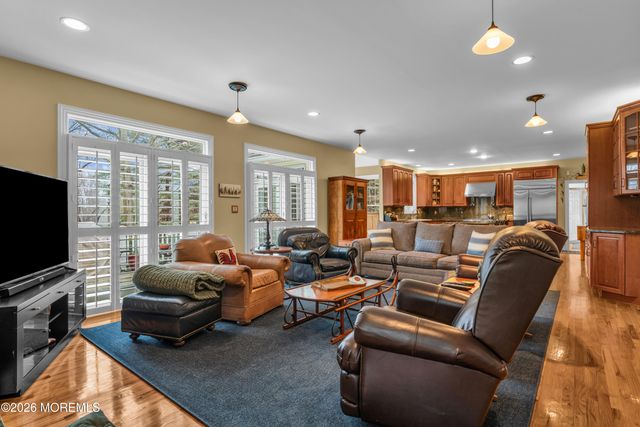 1 Tuller Court, Lincroft, NJ 07738