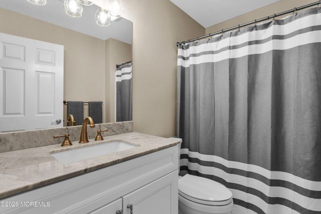 1 Tuller Court, Lincroft, NJ 07738