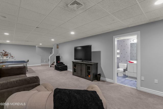 1 Tuller Court, Lincroft, NJ 07738