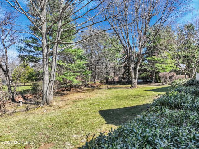 1 Tuller Court, Lincroft, NJ 07738