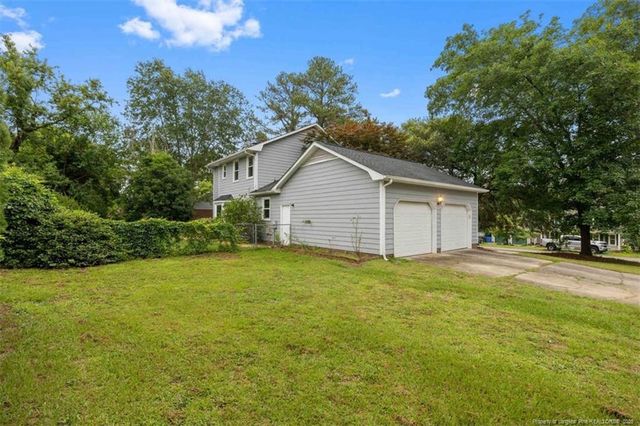 6230 Lakehaven Drive, Fayetteville, NC 28304