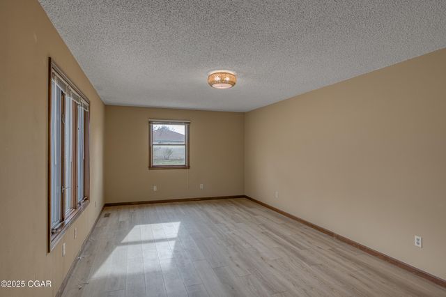 1124 W 2nd Street, Pittsburg, KS 66762