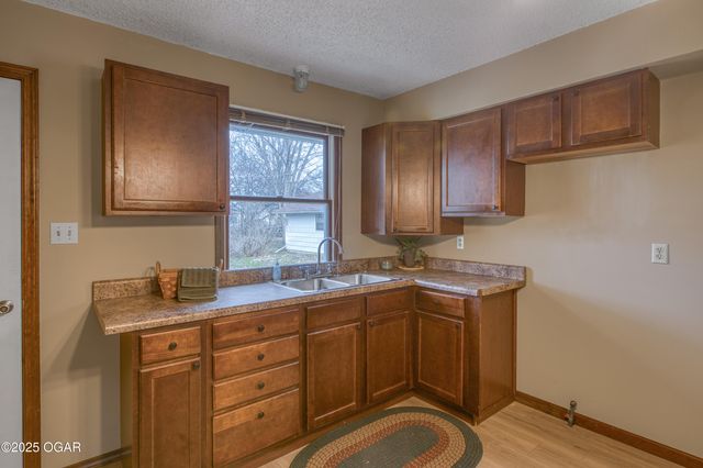 1124 W 2nd Street, Pittsburg, KS 66762