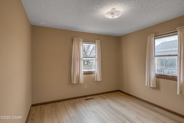 1124 W 2nd Street, Pittsburg, KS 66762