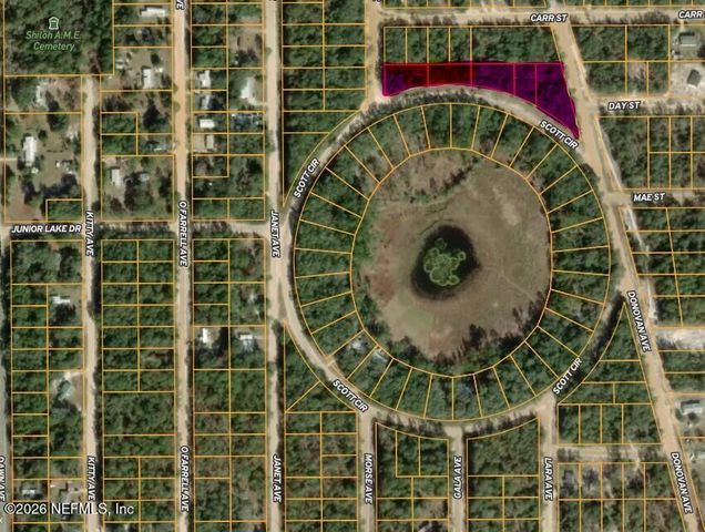 9-13 SCOTT Circle, Interlachen, FL 32148