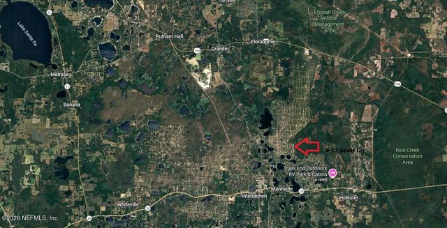 9-13 SCOTT Circle, Interlachen, FL 32148