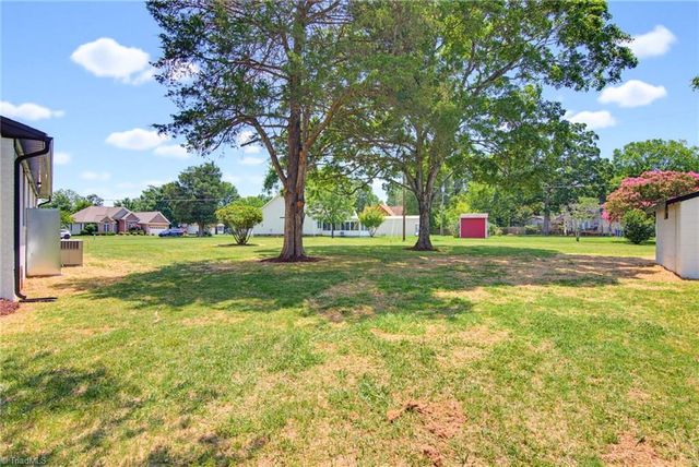 725 Forest Drive, Gibsonville, NC 27249