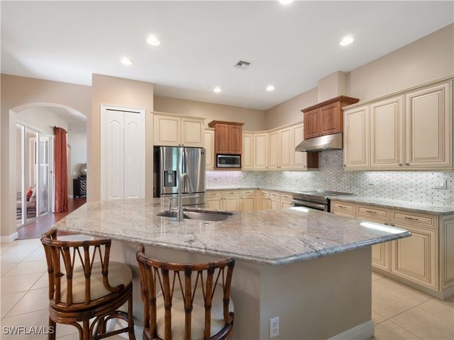 1690 McGregor Reserve DR, Fort Myers, FL 33901
