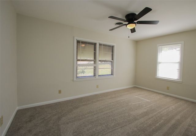 4305 Highland Lake Drive, Lake Worth, TX 76135