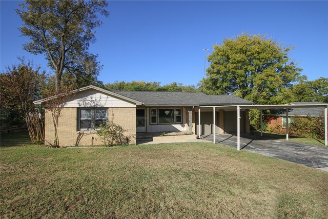 4305 Highland Lake Drive, Lake Worth, TX 76135