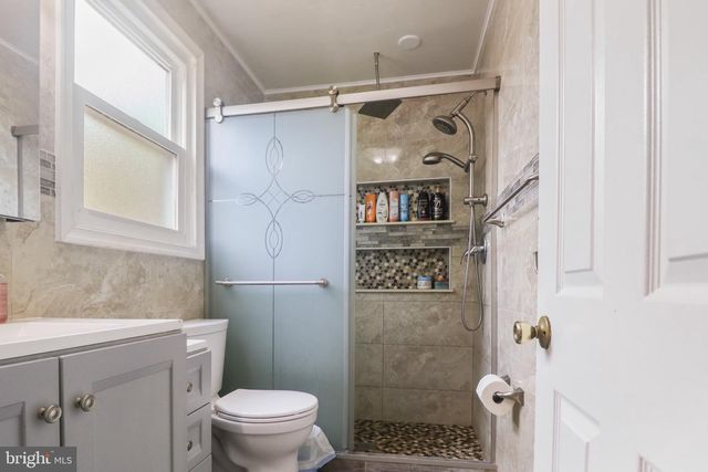 562 WAYNE AVE, Vineland, NJ 08360