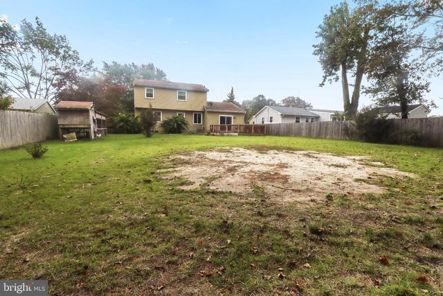 562 WAYNE AVE, Vineland, NJ 08360
