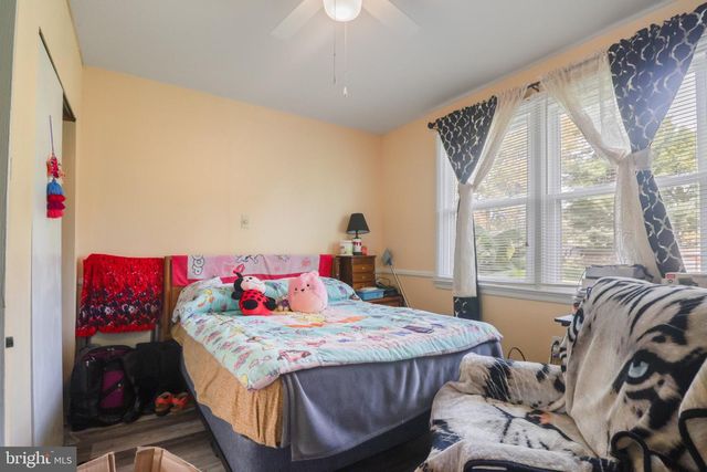 562 WAYNE AVE, Vineland, NJ 08360