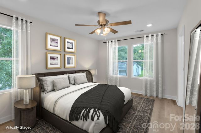 1324 Old Charlotte Road, Statesville, NC 28677