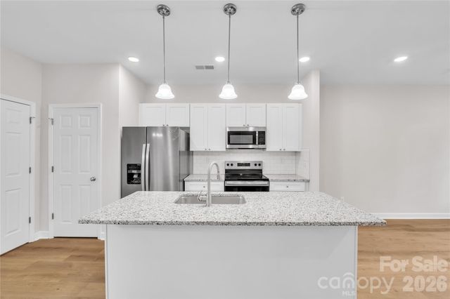 1324 Old Charlotte Road, Statesville, NC 28677