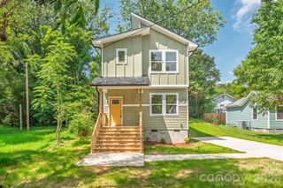 1324 Old Charlotte Road, Statesville, NC 28677