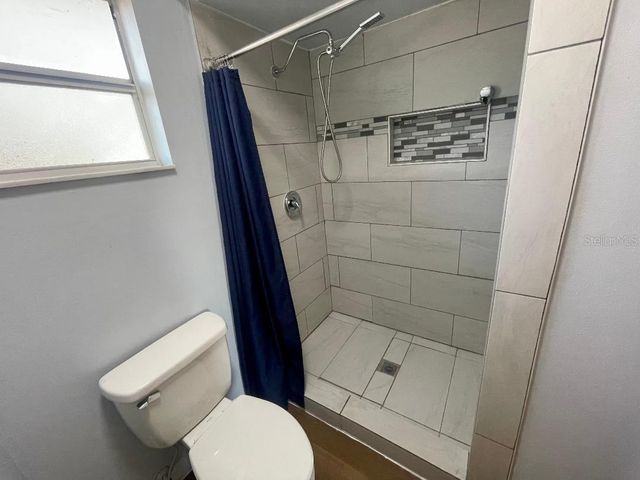 36422 BIRDIE COURT, Grand Island, FL 32735