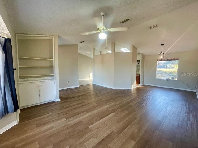 36422 BIRDIE COURT, Grand Island, FL 32735