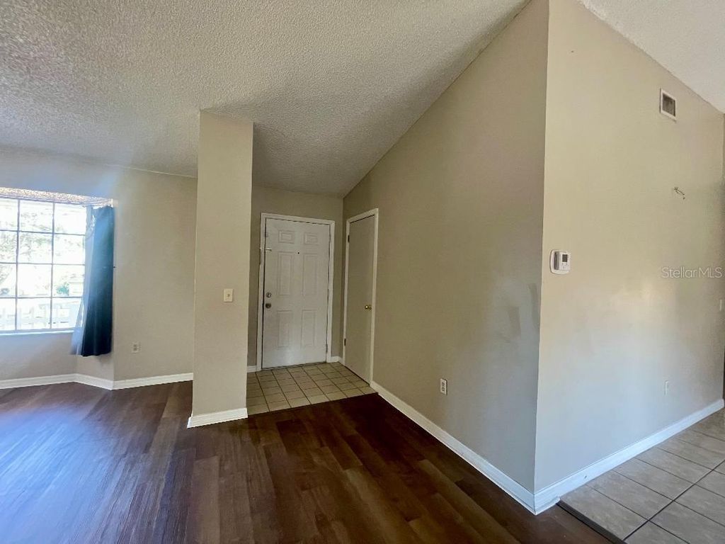 Image 11 of property listing at 36422 BIRDIE COURT, Grand Island, FL 32735