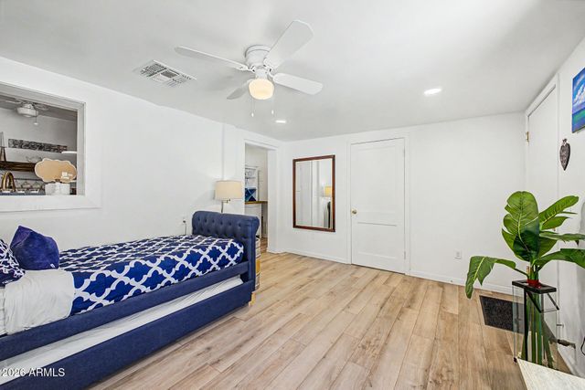 1146 W MACKENZIE Drive, Phoenix, AZ 85013
