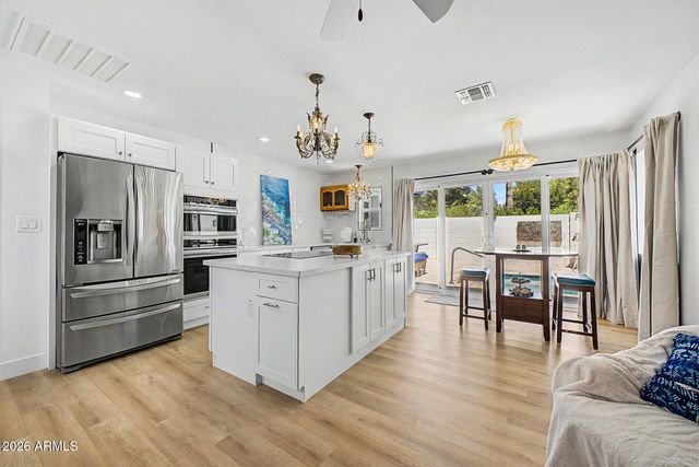 1146 W MACKENZIE Drive, Phoenix, AZ 85013