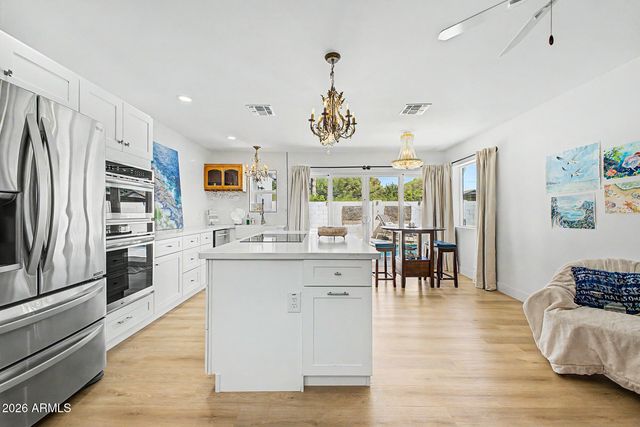 1146 W MACKENZIE Drive, Phoenix, AZ 85013