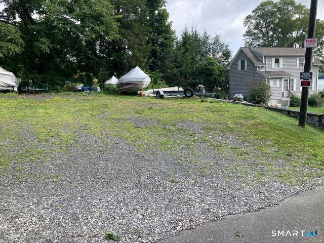20 East Lane, New Fairfield, CT 06812