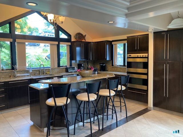 20 East Lane, New Fairfield, CT 06812