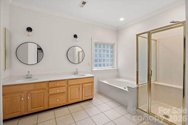 1607 Crestgate Drive, Waxhaw, NC 28173
