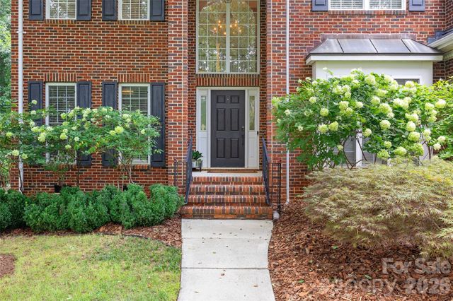1607 Crestgate Drive, Waxhaw, NC 28173