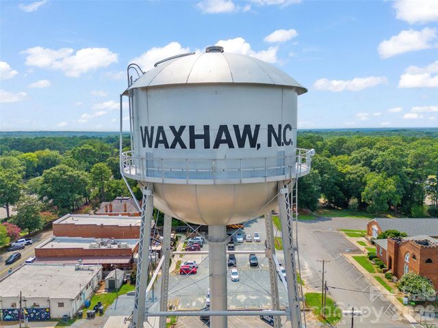 1607 Crestgate Drive, Waxhaw, NC 28173