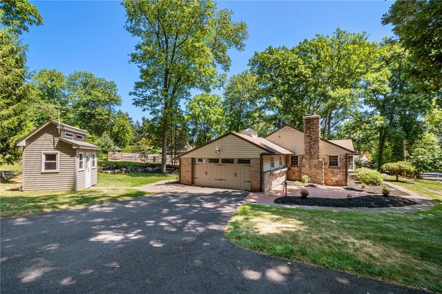 3598 Laurel Lane, Upper Saucon Twp, PA 18034