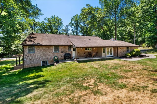 3598 Laurel Lane, Upper Saucon Twp, PA 18034