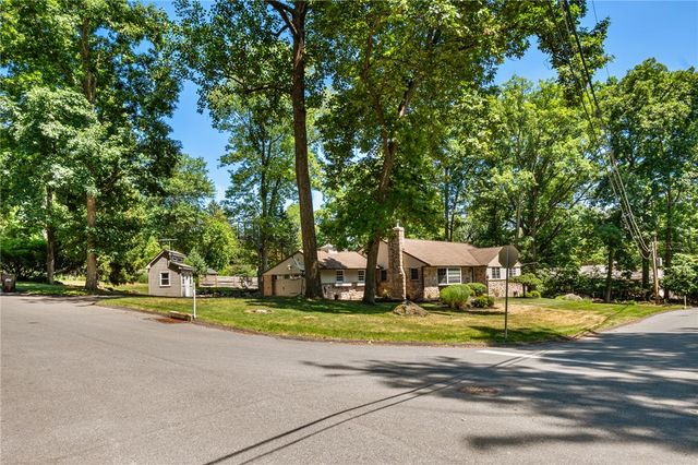 3598 Laurel Lane, Upper Saucon Twp, PA 18034