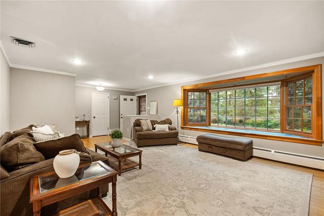 3598 Laurel Lane, Upper Saucon Twp, PA 18034