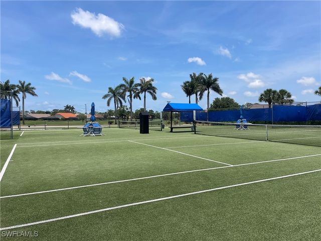 5985 Bloomfield CIR D205, Naples, FL 34112