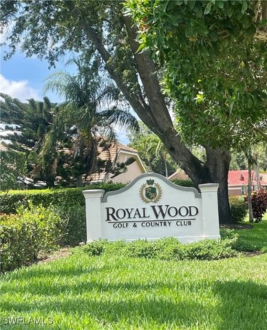 5985 Bloomfield CIR D205, Naples, FL 34112