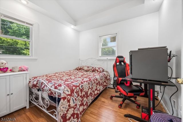 1 Arthur Rd, Hopatcong Boro, NJ 07874