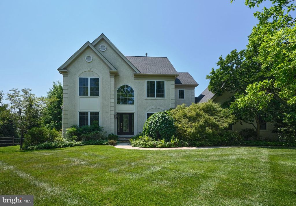 102 PARKSIDE DR, New Hope, PA 18938 — exterior