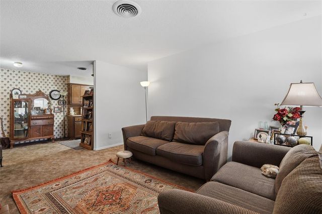 2837 SW 76th Street, Oklahoma City, OK 73159